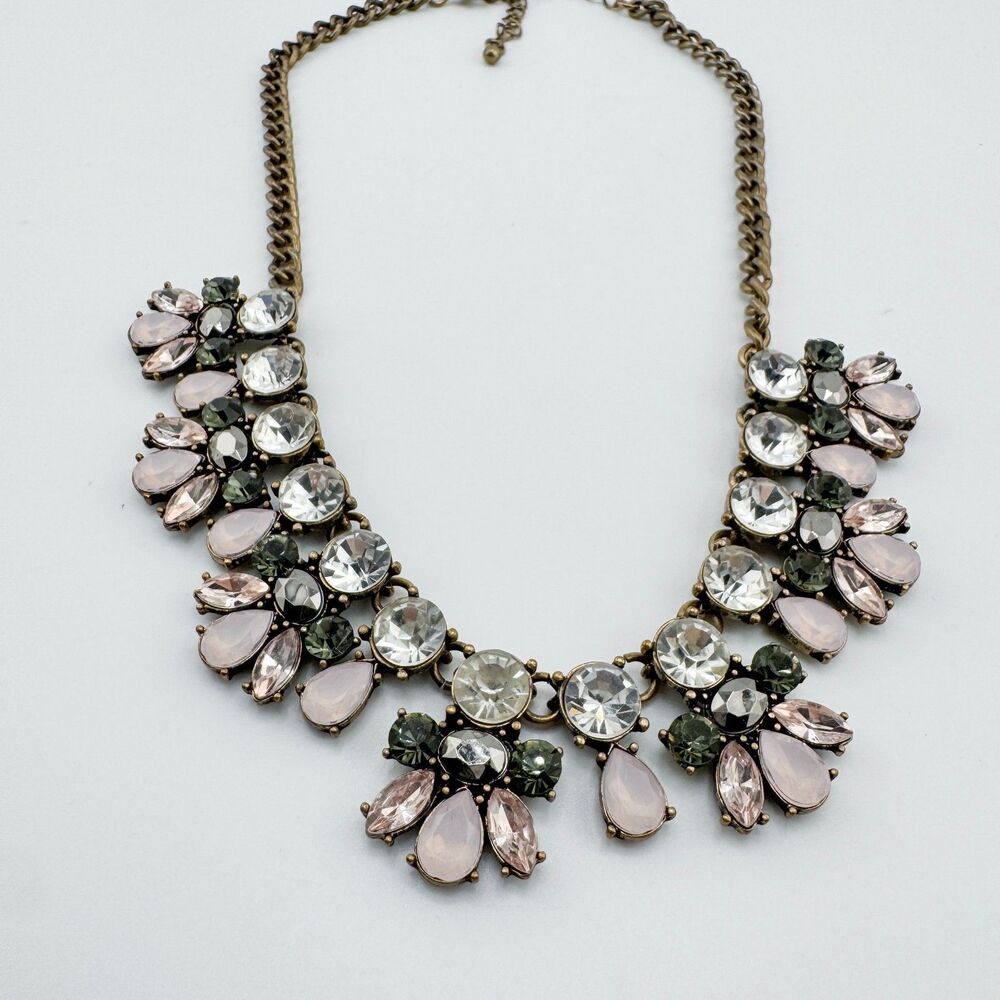 Vintage Statement Rhinestone Necklace Pink Grey Clear Crystal Floral Bib Chunky - Picture 7 of 10